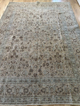 Load image into Gallery viewer, Vintage Doroksh 7’1” x 9’7”