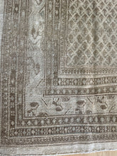 Load image into Gallery viewer, Vintage Seraben 6’ 10” x 10’1”