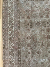 Load image into Gallery viewer, Vintage Tabriz 5’10” x 9’1”