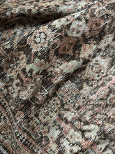 Load image into Gallery viewer, Antique Mahal 6’8” x 9’8”