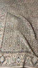 Load image into Gallery viewer, Vintage Area Rug 6’8” x 9’7”