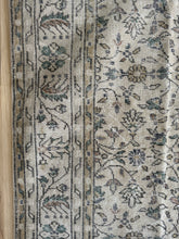 Load image into Gallery viewer, Vintage Turkish 6’5” x 10’1”