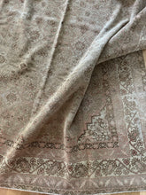 Load image into Gallery viewer, Vintage Tabriz 5’10” x 9’1”