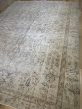 Load image into Gallery viewer, Vintage Turkish Area Rug 7’7” x 10’7”