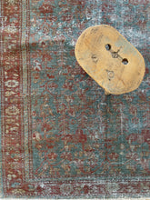 Load image into Gallery viewer, Antique Scatter Rug 4’ x 6’3”