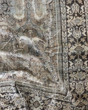 Load image into Gallery viewer, Antique Mahal 9’2” x 12’3”