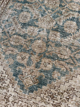 Load image into Gallery viewer, Antique Designer Runner #121 3’1” x 9’10”