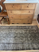 Load image into Gallery viewer, Antique Malayer Scatter Rug 3’2” x 5’8”