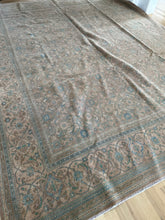Load image into Gallery viewer, Vintage Mahal 9’8” x 12’8”