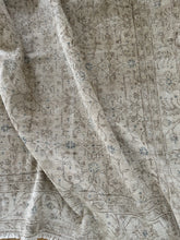 Load image into Gallery viewer, Vintage Turkish 7’ x 10’7”