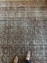 Load image into Gallery viewer, Antique Doroksh 9’9” x 12’4”