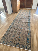 Load image into Gallery viewer, Vintage Turkish 3’3” x 11’4”