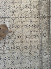 Load image into Gallery viewer, {ON HOLD} Vintage Kayseri 9’9” x 13’5”