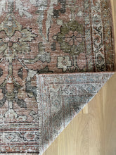 Load image into Gallery viewer, Vintage Runner 3’10.5” x 10’9”