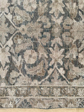 Load image into Gallery viewer, Vintage Runner 3’2” x 10’