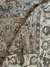 Load image into Gallery viewer, Antique Malayer 4’7” x 6’10”