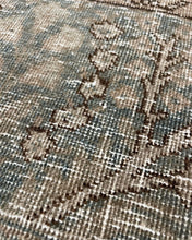 Load image into Gallery viewer, Antique Tabriz 9’4” x 12’8”