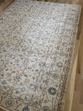 Load image into Gallery viewer, Vintage Turkish Rug 6’9” x 9’2”