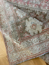 Load image into Gallery viewer, Designer Large Area Rug #117 10’ x 14’