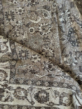 Load image into Gallery viewer, Antique Malayer 4’7” x 6’10”