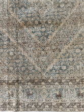 Load image into Gallery viewer, Antique Tabriz 4’5” x 6’2”
