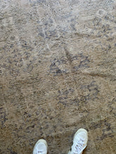 Load image into Gallery viewer, Turkish Area Rug 6’6” x 9’5”