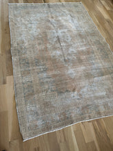 Load image into Gallery viewer, Vintage Persian 4’5” x 6’6”