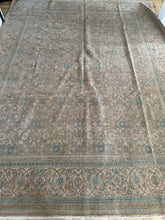 Load image into Gallery viewer, Vintage Mahal 9’8” x 12’8”