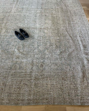 Load image into Gallery viewer, {ON HOLD} Vintage Turkish 8’9” x 11’3”