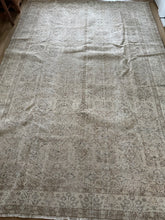 Load image into Gallery viewer, Vintage Turkish 7’7” x 11’4”