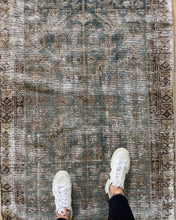 Load image into Gallery viewer, Semi-antique Malayer Runner 3’ x 13’5”