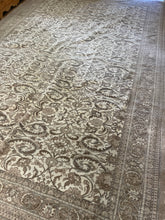 Load image into Gallery viewer, Vintage Kayseri 8’ x 11’6”