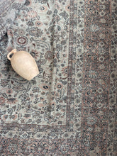 Load image into Gallery viewer, Vintage Tabriz 9’10” x 12’4”