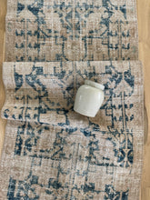 Load image into Gallery viewer, Vintage Malayer 2’8” x 10’