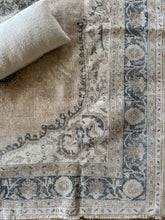 Load image into Gallery viewer, Vintage Turkish 7’3” x 10’4”