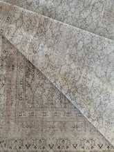 Load image into Gallery viewer, {ON HOLD} Vintage Kayseri 9’10” x 14’