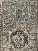 Load image into Gallery viewer, {ON HOLD} Vintage Heriz 2’10” x 14’