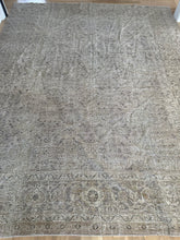 Load image into Gallery viewer, Antique Mahal 9’1” x 11’7”