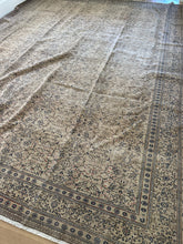 Load image into Gallery viewer, Vintage Kayseri 10’3” x 13’2”
