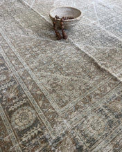 Load image into Gallery viewer, Antique Tabriz 8’5” x 10’2”