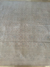 Load image into Gallery viewer, Vintage Mahal 8’3” x 11’4”