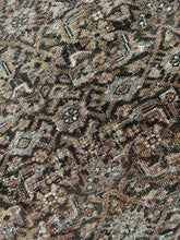 Load image into Gallery viewer, Antique Mahal 8’3” x 10’7”