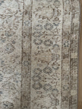 Load image into Gallery viewer, Vintage Turkish 7’7” x 11’4”