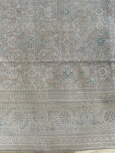 Load image into Gallery viewer, Vintage Mahal 8’3” x 11’4”