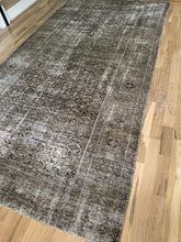 Load image into Gallery viewer, Antique Malayer 6’ x 11’