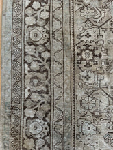 Load image into Gallery viewer, Antique Mahal 7’4” x 11’