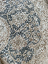 Load image into Gallery viewer, Vintage Turkish 7’3” x 10’4”
