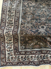 Load image into Gallery viewer, Vintage Mahal 3’5” x 5’