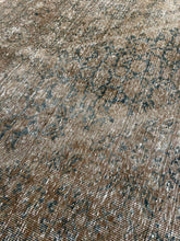 Load image into Gallery viewer, Antique Designer Area Rug #118 7’4” x 10’3”