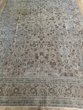 Load image into Gallery viewer, Vintage Doroksh 7’1” x 9’7”